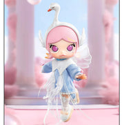 [pre order]  MOLLY Metamorphose into Swan Action Figure