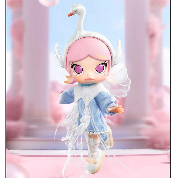 [pre order]  MOLLY Metamorphose into Swan Action Figure