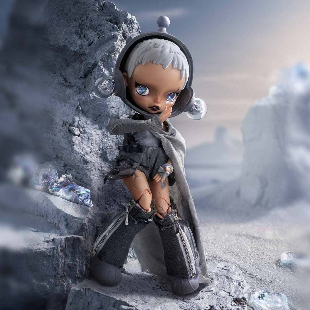 【最終値下】SKULLPANDA × HAMCUS 1/6 アクションフィギュア Amazon.com: POP MART SKULLPANDA × HAMCUS 1/6 Action Figure