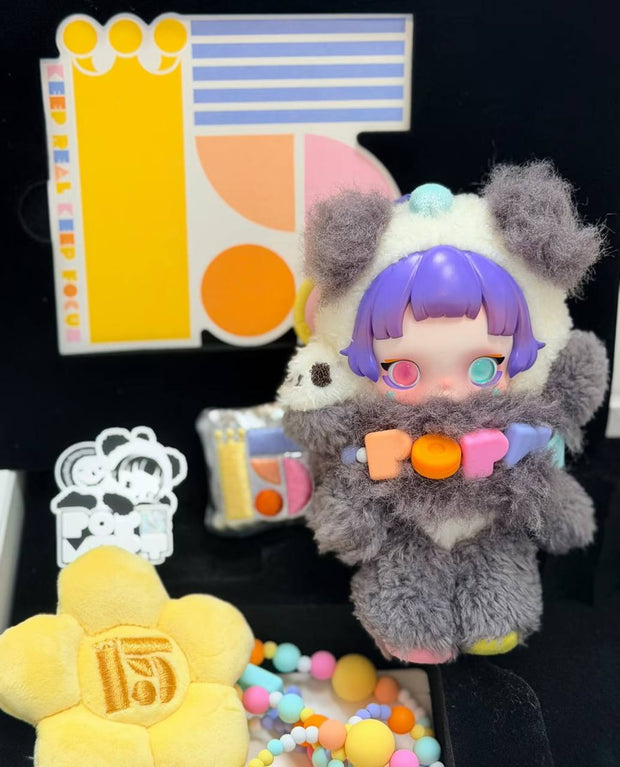 [pre order] Pop Mart 15th Anniversary Employee Skullpanda Gift Box