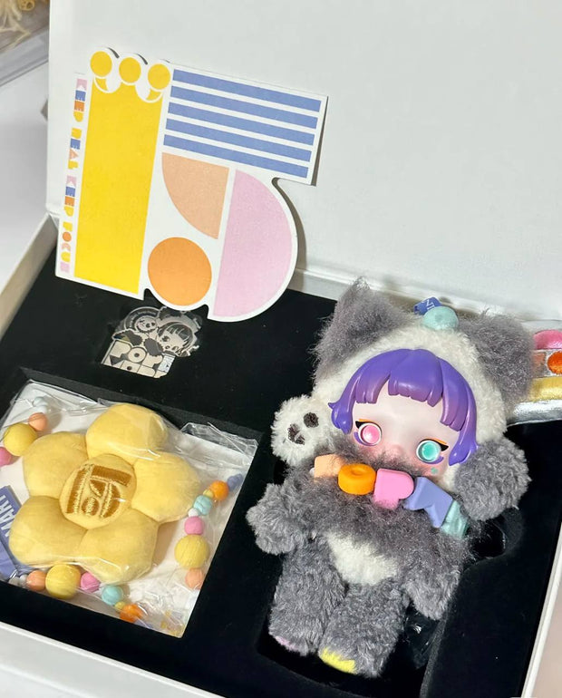 [pre order] Pop Mart 15th Anniversary Employee Skullpanda Gift Box