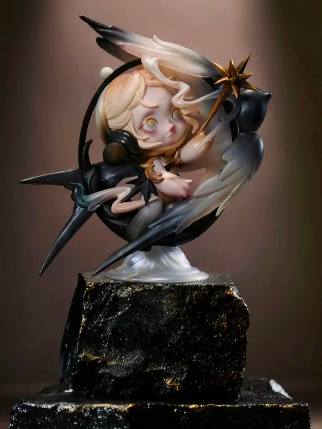 SKULLPANDA x Sailor Moon Figure, Limited Edition [Pre Order